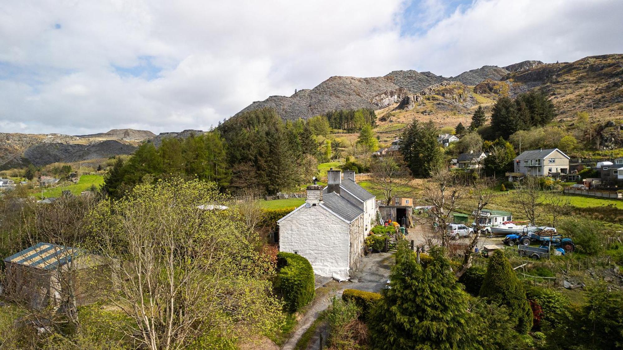 Pen-Y-Bryn Cottage ブライナイ・フェスティニオグ エクステリア 写真